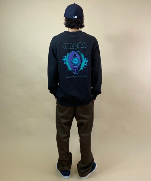 VOLCOM（ボルコム）の「VOLCOM/ボルコム ルーズシルエット バックプリントスウェット A4632105（スウェット・メンズ・ブラック・S/M/L/XL）」の11枚目の写真