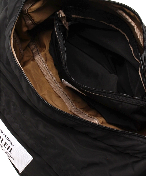 LBC（エルビーシー）の「レジスタントソレイユショルダー（ショルダーバッグ・レディース・ブラック/レッド/ネイビー/ベージュ/イエロー/オフホワイト/グレー/ワインレッド・ONE SIZE）」の13枚目の写真