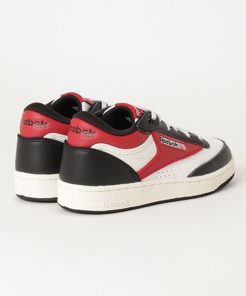 Reebok（リーボック）の「クラブシー 85 / Club C Mid II（スニーカー・メンズ・オフホワイト/ホワイト系その他・27.0cm/22.5cm/25.5cm/27.5cm/25.0cm/28.0cm/24.0cm/23.5cm/28.5cm/23.0cm/26.5cm/26.0cm/29.0cm/24.5cm）」の3枚目の写真