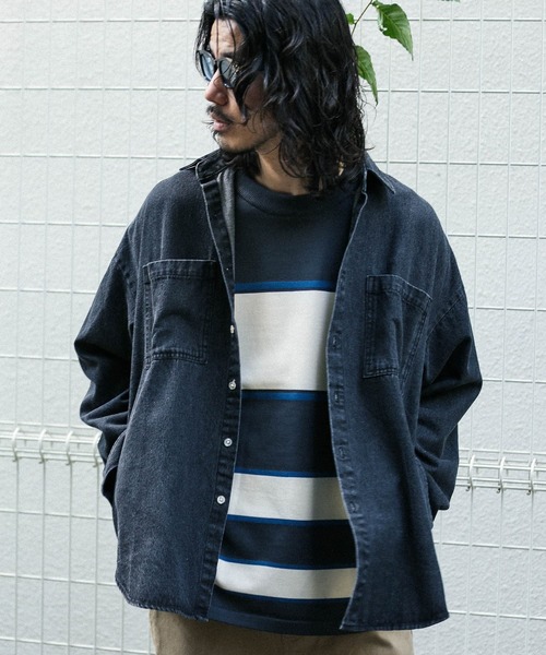 URBAN RESEARCH Sonny Label（アーバンリサーチサニーレーベル）の「オーバーサイズシャツ（シャツ/ブラウス・メンズ・インディゴブルー/ブラウン/ブラック系その他・MEDIUM/LARGE）」の2枚目の写真