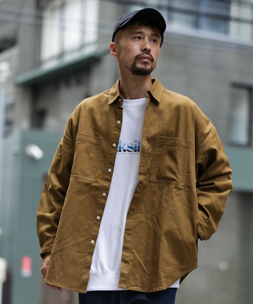 URBAN RESEARCH Sonny Label（アーバンリサーチサニーレーベル）の「オーバーサイズシャツ（シャツ/ブラウス・メンズ・インディゴブルー/ブラウン/ブラック系その他・MEDIUM/LARGE）」の3枚目の写真