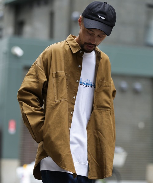 URBAN RESEARCH Sonny Label（アーバンリサーチサニーレーベル）の「オーバーサイズシャツ（シャツ/ブラウス・メンズ・インディゴブルー/ブラウン/ブラック系その他・MEDIUM/LARGE）」の22枚目の写真