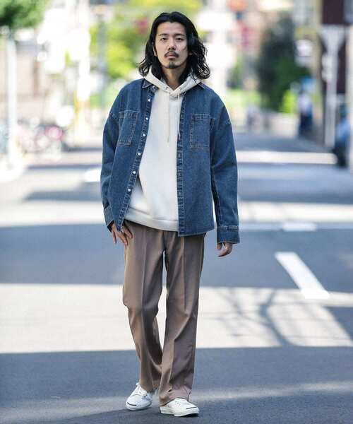 URBAN RESEARCH Sonny Label（アーバンリサーチサニーレーベル）の「オーバーサイズシャツ（シャツ/ブラウス・メンズ・インディゴブルー/ブラウン/ブラック系その他・MEDIUM/LARGE）」の6枚目の写真