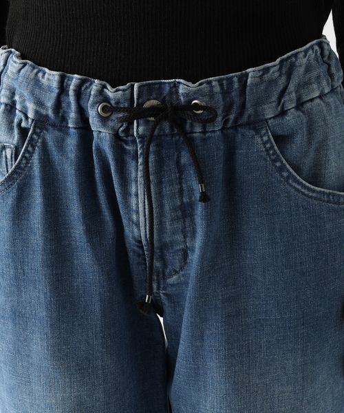 un dix cors（アンディコール）の「低身長/高身長サイズ有　イージーデニムテーパードパンツ（デニムパンツ・レディース・ブルー/ネイビー・34/36/38/40）」の6枚目の写真