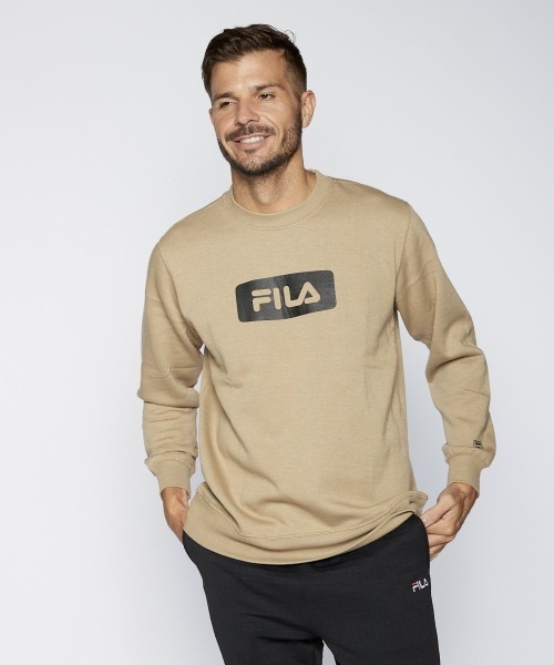 FILA(フィラ)の「【FILA / フィラ】フロントボックスロゴスウェット / トレーナー /ユニセックス(スウェット・メンズ・ベージュ/ブラック/ネイビー・LARGE/X-LARGE/MEDIUM)」の4枚目の写真