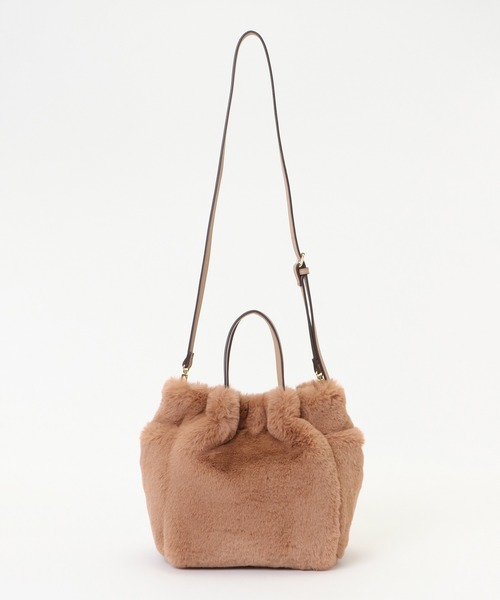 ikka（イッカ）の「エコファー2WAY Wポケットトートバッグ（ショルダーバッグ・レディース・オフホワイト/ブラウン/ピンク/ダークグリーン・FREE）」の7枚目の写真