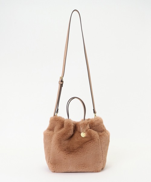 ikka（イッカ）の「エコファー2WAY Wポケットトートバッグ（ショルダーバッグ・レディース・オフホワイト/ブラウン/ピンク/ダークグリーン・FREE）」の6枚目の写真