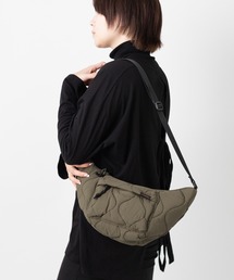 Healthknit Product（ヘルスニットプロダクト）の「超軽量 キルトマットナイロン 船底ショルダーバッグ（ショルダーバッグ・メンズ）」