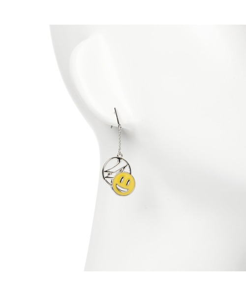 24karats(トゥウェンティーフォーカラッツ)の「Grin Logo Pierce(ピアス(両耳用)・メンズ・イエロー・FREE)」の5枚目の写真