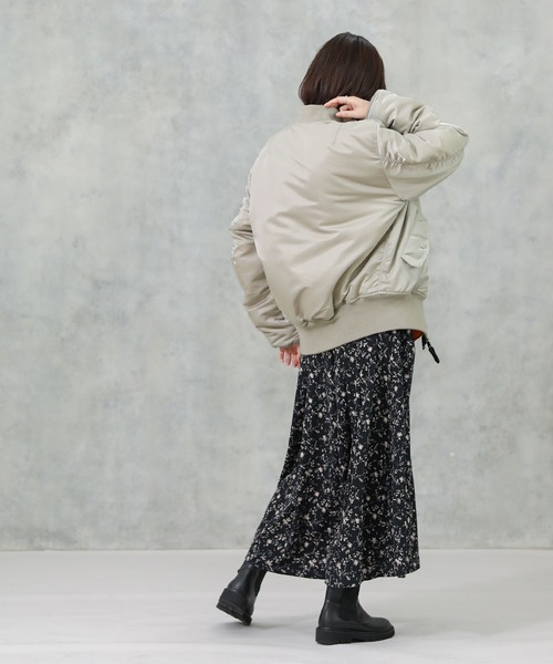 Alpha Industries（アルファインダストリーズ）の「ALPHA INDUSTRIES ５９’ＭＡー１（MA-1・レディース・グレー系その他・S）」の10枚目の写真