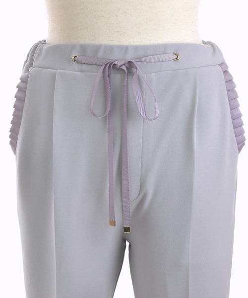ヴァニレ　テーパードパンツ　ストレッチ　タックフリル テーパードパンツ ストレッチ タックフリル le reve vaniller 全