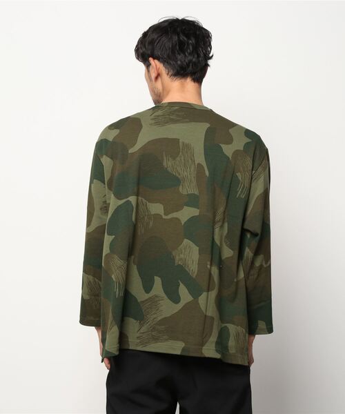 APPLEBUM（アップルバム）の「"鹿の子" Camo L/S T-shirt（Tシャツ/カットソー・メンズ・グリーン系カモフラージュ・MEDIUM/LARGE/X-LARGE）」の2枚目の写真