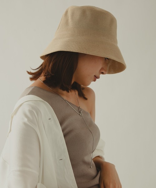 COLOR TOKYO ACCESSORIES(カラートウキョウアクセサリー)の「ストロー素材荒目チューリップハット(ハット・レディース・ホワイト/ブラック/ベージュ/ブラウン・FREE)」の5枚目の写真