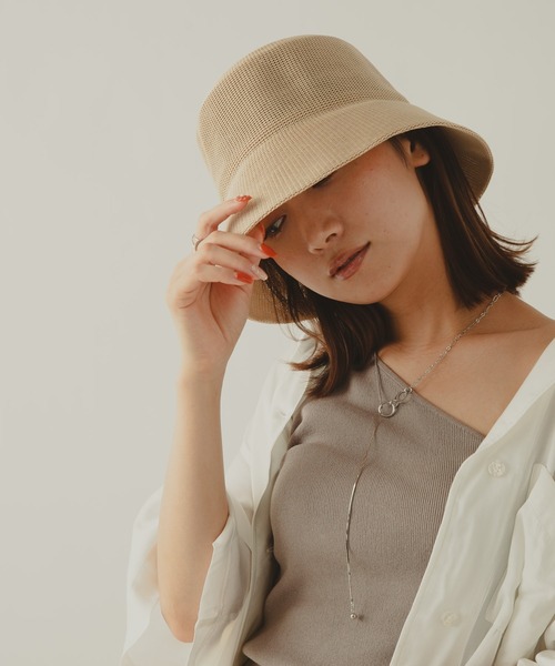 COLOR TOKYO ACCESSORIES(カラートウキョウアクセサリー)の「ストロー素材荒目チューリップハット(ハット・レディース・ホワイト/ブラック/ベージュ/ブラウン・FREE)」の11枚目の写真