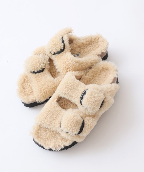 SLOBE IENA（スローブイエナ）の「【BIRKEN STOCK】Papillio Big Buckle Teddy Aサンダル◆（スリッポン・レディース・ブラック/アイボリー・35/38/37/36）」の9枚目の写真