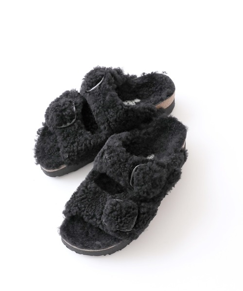 SLOBE IENA（スローブイエナ）の「【BIRKEN STOCK】Papillio Big Buckle Teddy Aサンダル◆（スリッポン・レディース・ブラック/アイボリー・35/38/37/36）」の10枚目の写真