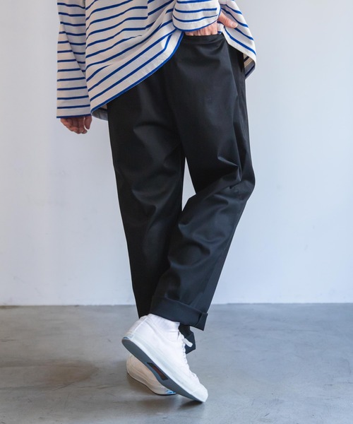 WEGO（ウィゴー）の「WEGO/タックテーパードチノパンツ（チノパンツ・メンズ・ベージュ/ブラック・MEDIUM/LARGE）」の7枚目の写真