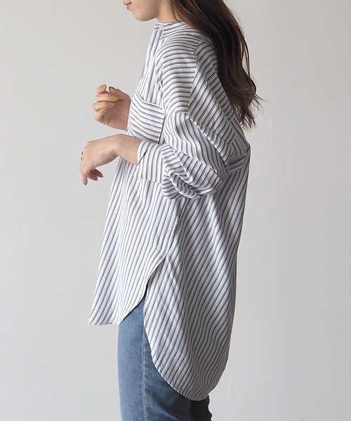 Riberry（リベリー）の「ポケット付きルーズシャツ（シャツ/ブラウス・レディース・グレー/ラベンダー・MEDIUM）」の7枚目の写真