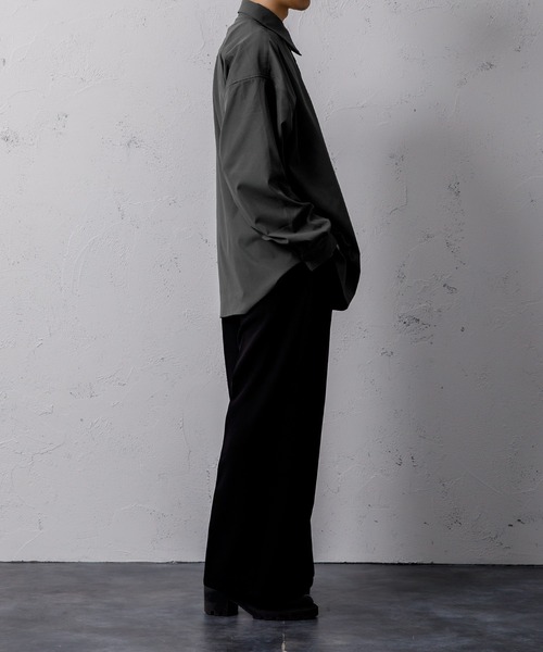 Adoon plain（アドーンプレーン）の「【Adoon plain】ビッグカラーシャツ（シャツ/ブラウス・メンズ・グレー/アイボリー・MEDIUM/LARGE）」の8枚目の写真