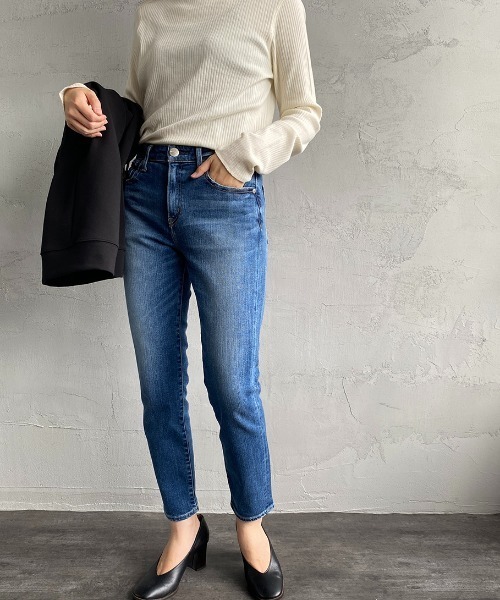 RED CARD TOKYO（レッドカード）の「[RED CARD/レッドカード] 30th Anniversary ハイウエストスリムテーパードデニム（デニムパンツ・レディース・インディゴブルー・23/24/25/26/22）」の15枚目の写真