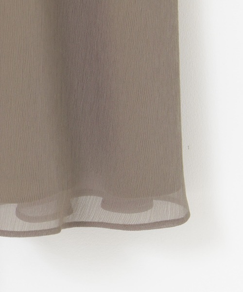 URBAN RESEARCH ROSSO（アーバンリサーチロッソ）の「kaene　楊柳シフォンワンンピース（ワンピース・レディース・グレー/ブラック・38）」の16枚目の写真