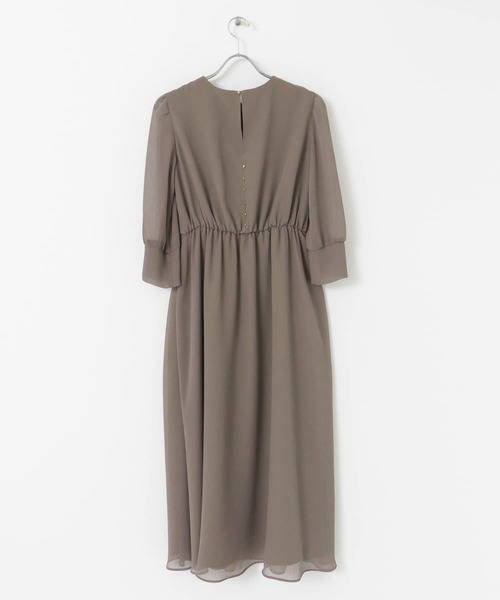 URBAN RESEARCH ROSSO（アーバンリサーチロッソ）の「kaene　楊柳シフォンワンンピース（ワンピース・レディース・グレー/ブラック・38）」の17枚目の写真