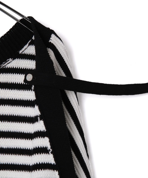 ADAM ET ROPE'（アダムエロペ）の「【一部直営店舗・WEB限定】キャミワンピースコンビ2WAYニットカーディガン（ワンピース・レディース・ブラック/キナリ・FREE）」の22枚目の写真