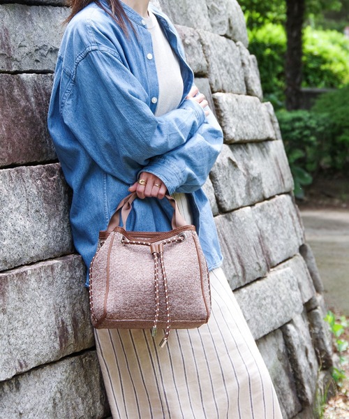 PUPE(プーペ)の「PUPE(プーペ) / ネオプレン 2WAY ショルダーバッグ ハンドバッグ Sサイズ(ショルダーバッグ・レディース・ホワイト/グレー/ブラック/ピンク/ブラウン・FREE)」の4枚目の写真