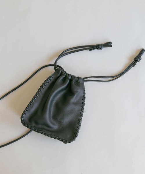 URBAN RESEARCH ROSSO(アーバンリサーチロッソ)の「ステッチデザインポシェット(ショルダーバッグ・レディース・ブラック/アイボリー・FREE)」の6枚目の写真