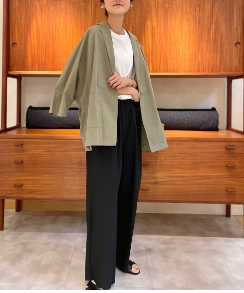 BEARDSLEY（ビアズリー）の「2サイズ展開 コットンイージーパンツ（その他パンツ・レディース・ベージュ/ブラック・1/0）」の4枚目の写真