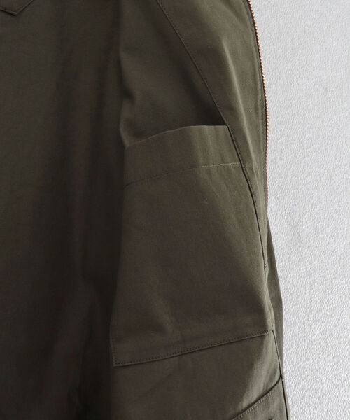 GLOSTER(グロスター)の「【GLOSTER/グロスター】ショート丈ノーカラーブルゾン(ブルゾン・メンズ・オリーブ/ネイビー・MEDIUM/LARGE)」の11枚目の写真