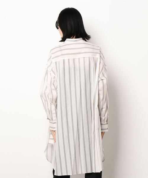 Jines(ジネス)の「ラメボーダー バンドカラーロングシャツブラウス(シャツ/ブラウス・レディース・ブルー/ホワイト・FREE)」の19枚目の写真