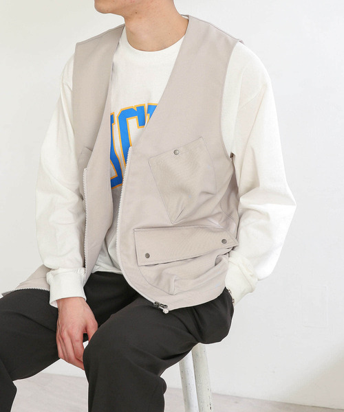 SENSE OF PLACE by URBAN RESEARCH(センスオブプレイスバイアーバンリサーチ)の「マルチポケットベスト(ベスト・メンズ・ライトベージュ/ブラック・LARGE/MEDIUM)」の12枚目の写真