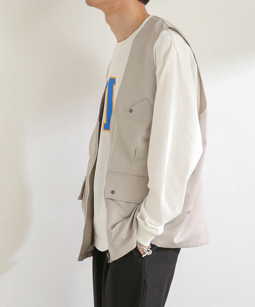 SENSE OF PLACE by URBAN RESEARCH(センスオブプレイスバイアーバンリサーチ)の「マルチポケットベスト(ベスト・メンズ・ライトベージュ/ブラック・LARGE/MEDIUM)」の11枚目の写真