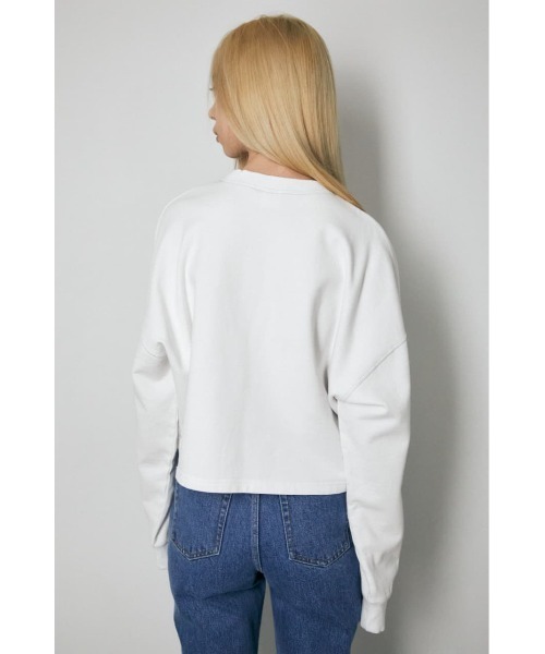 MOUSSY（マウジー）の「PATCHED OVAL MOUSSY LOGO プルオーバー（スウェット・レディース・ホワイト/ライトブラック/ライトベージュ/ライトブルー・FREE）」の7枚目の写真