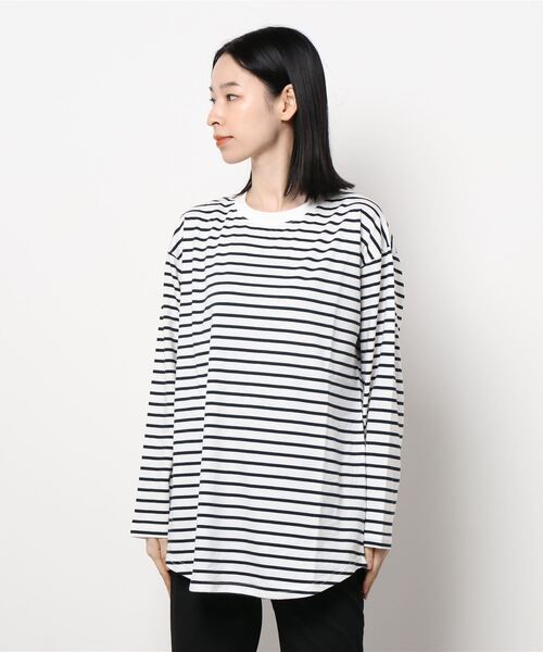 Te chichi TERRASSE（テチチテラス）の「天竺チュニックロングTシャツ（Tシャツ/カットソー・レディース・ネイビー/オフホワイト/チャコール・ﾌﾘ-）」の3枚目の写真