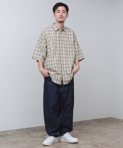 BEAMS（ビームス）の「BEAMS / オンブレチェック イージーシャツ（シャツ/ブラウス・メンズ・ベージュ/グレー・SMALL/MEDIUM/LARGE/X-LARGE）」の8枚目の写真