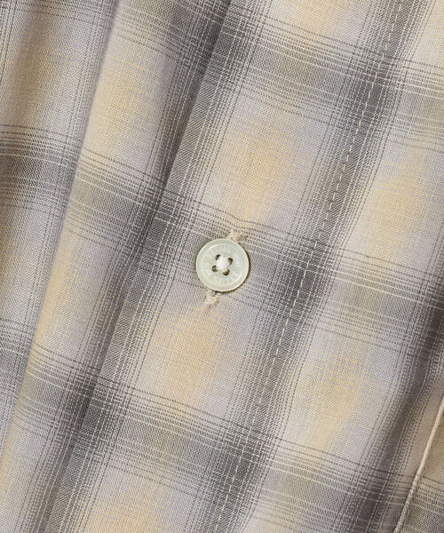 BEAMS（ビームス）の「BEAMS / オンブレチェック イージーシャツ（シャツ/ブラウス・メンズ・ベージュ/グレー・SMALL/MEDIUM/LARGE/X-LARGE）」の19枚目の写真