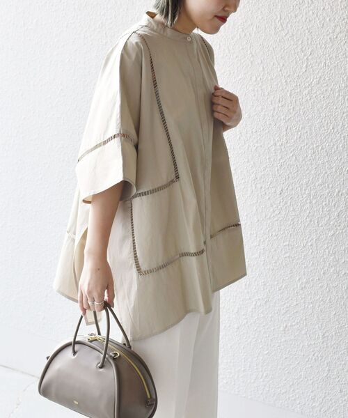 SHIPS(シップス)の「【SHIPS別注】BENCH MARKING SHIRT:〈洗濯機可能〉ハシゴレースシャツ(シャツ/ブラウス・レディース・ホワイト/ベージュ・ONE SIZE)」の10枚目の写真