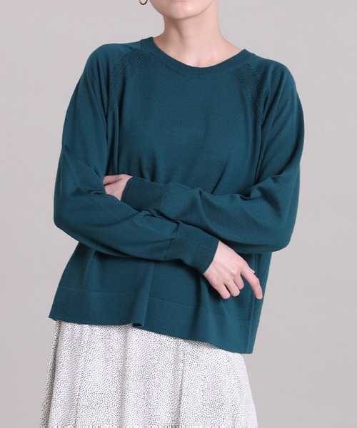 INED CLARO（イネドクラロ）の「ウールカシミヤクルーネックニット（ニット/セーター・レディース・ボルドー/マスタード/グリーン/ホワイト・フリー）」の2枚目の写真