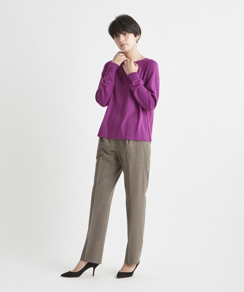 INED CLARO（イネドクラロ）の「ウールカシミヤクルーネックニット（ニット/セーター・レディース・ボルドー/マスタード/グリーン/ホワイト・フリー）」の10枚目の写真