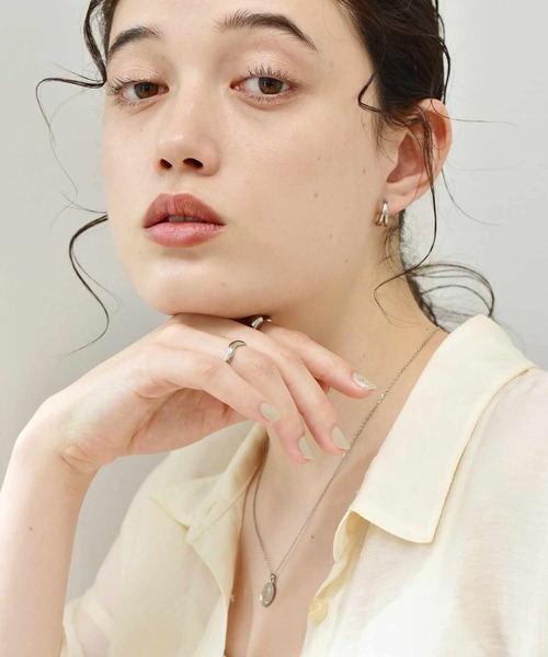 LHME(エルエイチエムイー)の「【WEB限定】”Gleam”コインネックレス/フラワー/サージカルステンレス(金属アレルギー対応)【LHME / エルエイチエムイー】(ネックレス・レディース・シルバー/ゴールド・45cm)」の16枚目の写真