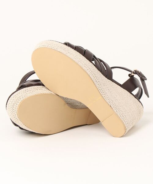 EDIT COLOGNE（エディットコロン）の「【美人百花6月号タイアップ商品】アッパークロスウェッジサンダル（パンプス・レディース・ブルー/ブラウン/オフホワイト・24.0cm/23.0cm）」の4枚目の写真