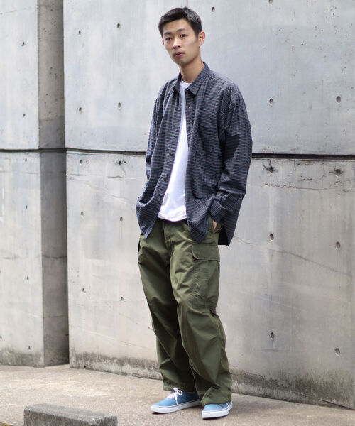 BEAMS（ビームス）の「BEAMS / イージーフィット ドビーチェック ミニレギュラーシャツ（シャツ/ブラウス・メンズ・ネイビー/ブラウン・S/L/M/XL）」の9枚目の写真