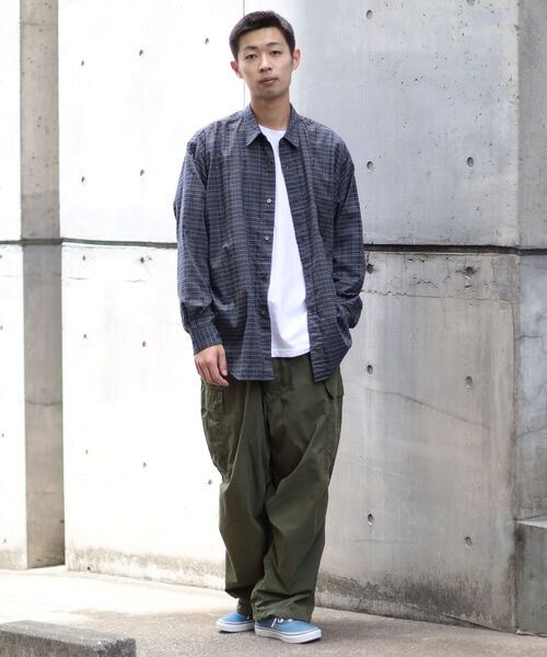 BEAMS（ビームス）の「BEAMS / イージーフィット ドビーチェック ミニレギュラーシャツ（シャツ/ブラウス・メンズ・ネイビー/ブラウン・S/L/M/XL）」の10枚目の写真