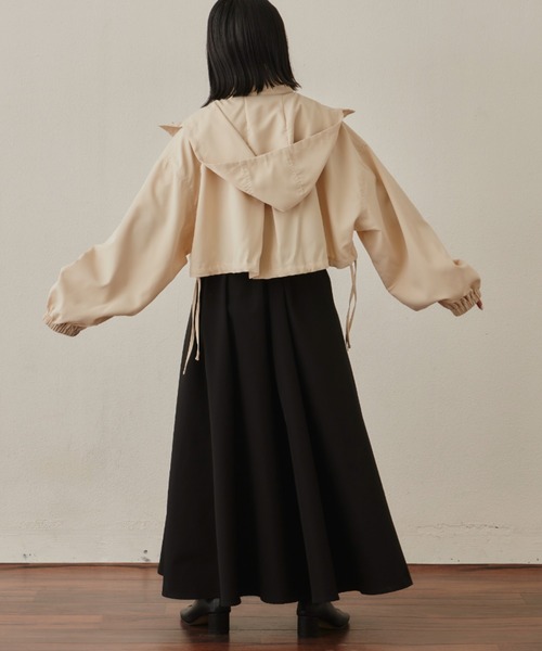 VANNIE U（ヴァニーユー）の「ショートマウンテンパーカー（マウンテンパーカー・レディース・ブラック/アイボリー・FREE）」の8枚目の写真