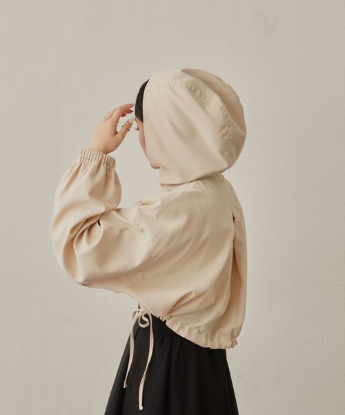 VANNIE U（ヴァニーユー）の「ショートマウンテンパーカー（マウンテンパーカー・レディース・ブラック/アイボリー・FREE）」の15枚目の写真