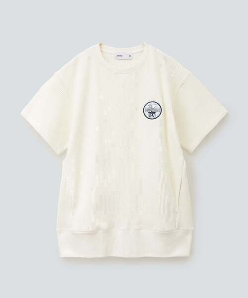 CONVERSE TOKYO(コンバーストウキョウ)の「【CONVERSE TOKYO × ヒコロヒー】刺繍ワッペンワッフルTEE(星をつまむ手)(Tシャツ/カットソー・メンズ・ブラック/オフホワイト・FREE)」の2枚目の写真