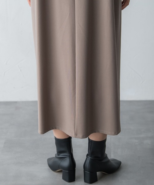 LAUTREAMONT（ロートレアモン）の「【WEB別注】スカーフ付きワンピース≪ロング丈あり≫（ワンピース・レディース・ブラック/ネイビー/カーキ・11号/9号）」の5枚目の写真