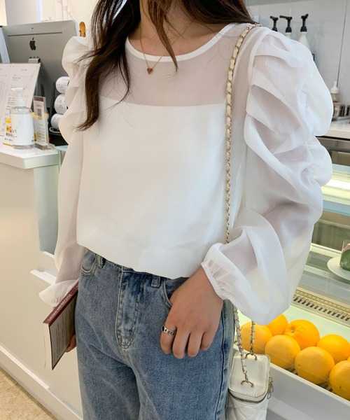 ECLIN(エクラン)の「パワーショルダーシアーブラウス(シャツ/ブラウス・レディース・ホワイト/チャコールグレー/ブラック/ベージュ・FREE)」の18枚目の写真